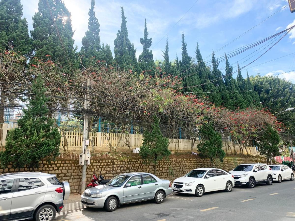 Khach San Xuan Quynh Hotel Da Lat Exterior photo