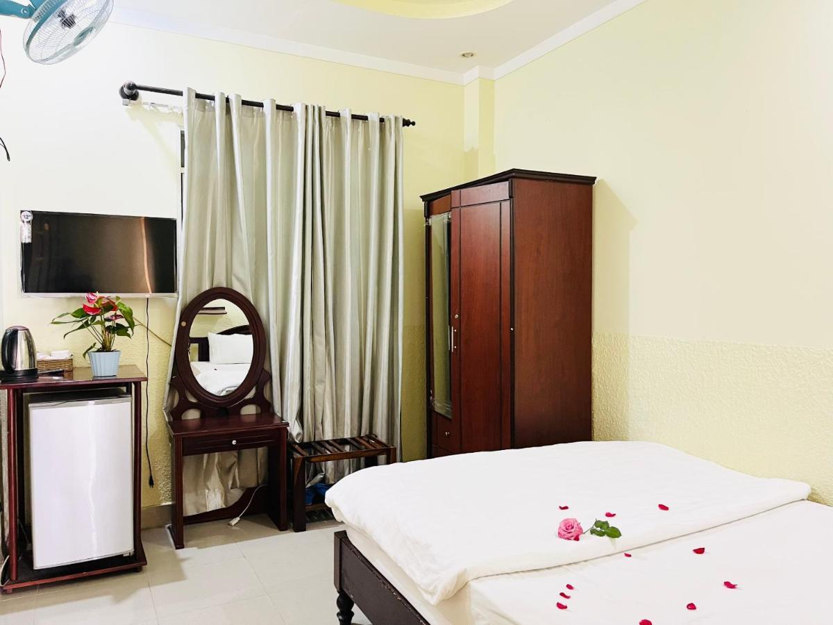 Khach San Xuan Quynh Hotel Da Lat Exterior photo